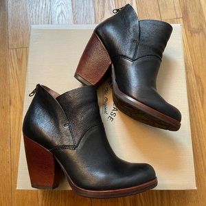 Kork-Ease Castaneda LIKE NEW